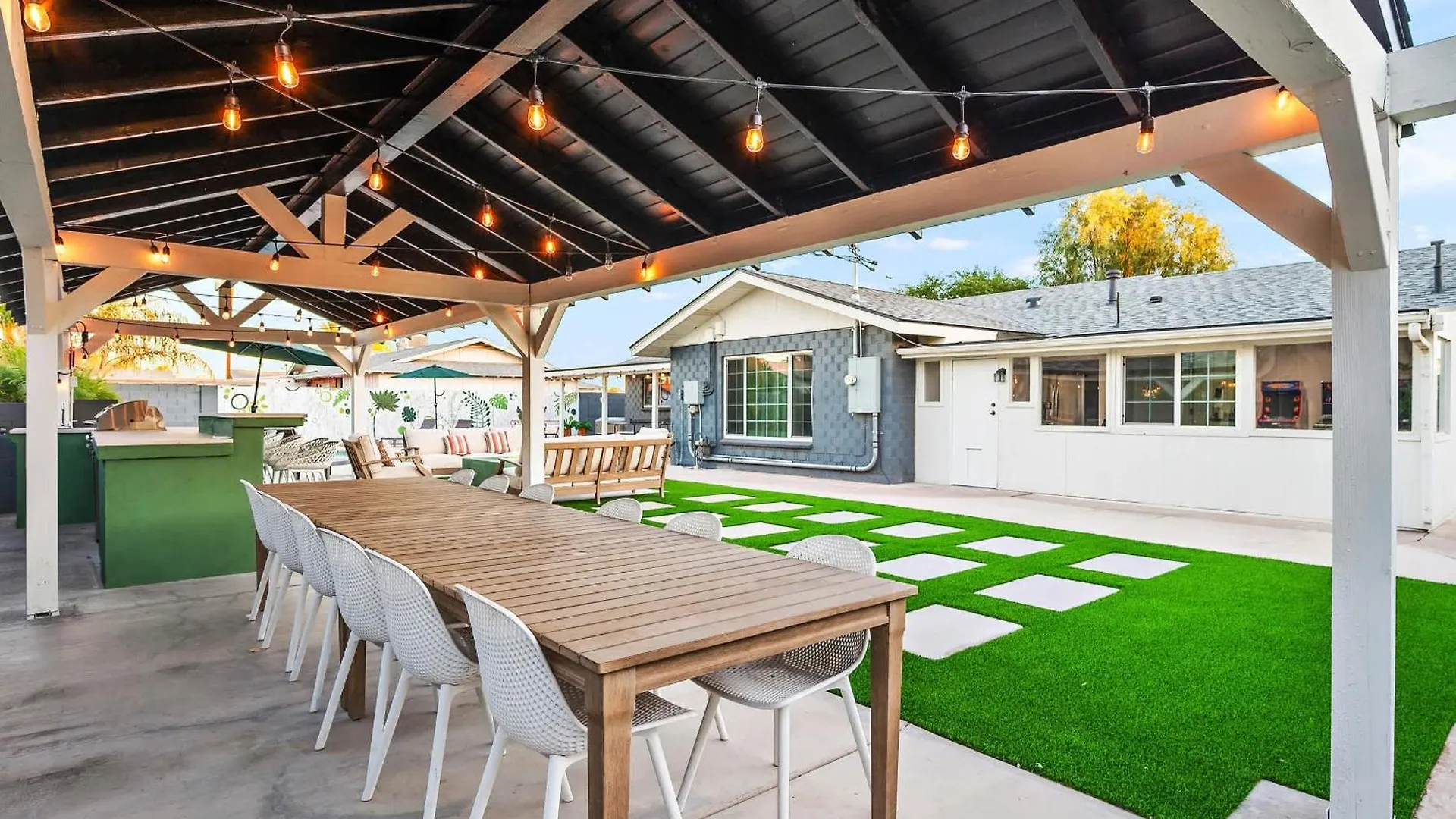 סקוטסדייל Backyard Oasis Pool Hot Tub Games & More 0*,