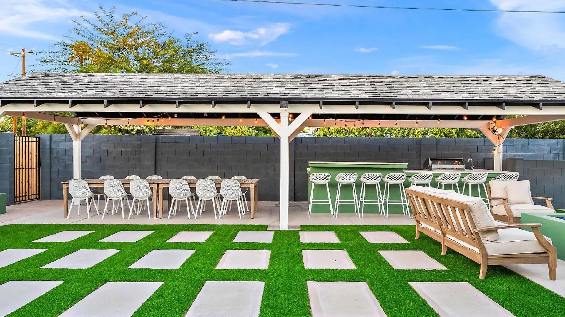 סקוטסדייל Backyard Oasis Pool Hot Tub Games & More